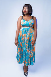 Two Piece Skirt Set Design Lace Camisole Crop Top High Waist Pleated Skirt Set - Women clothing